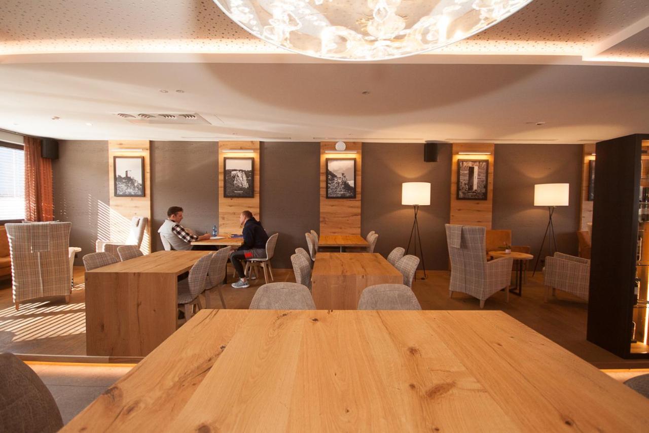 The Lodge Sporthotel - Golfclub Eppan Appiano Sulla Strada Del Vino Zewnętrze zdjęcie