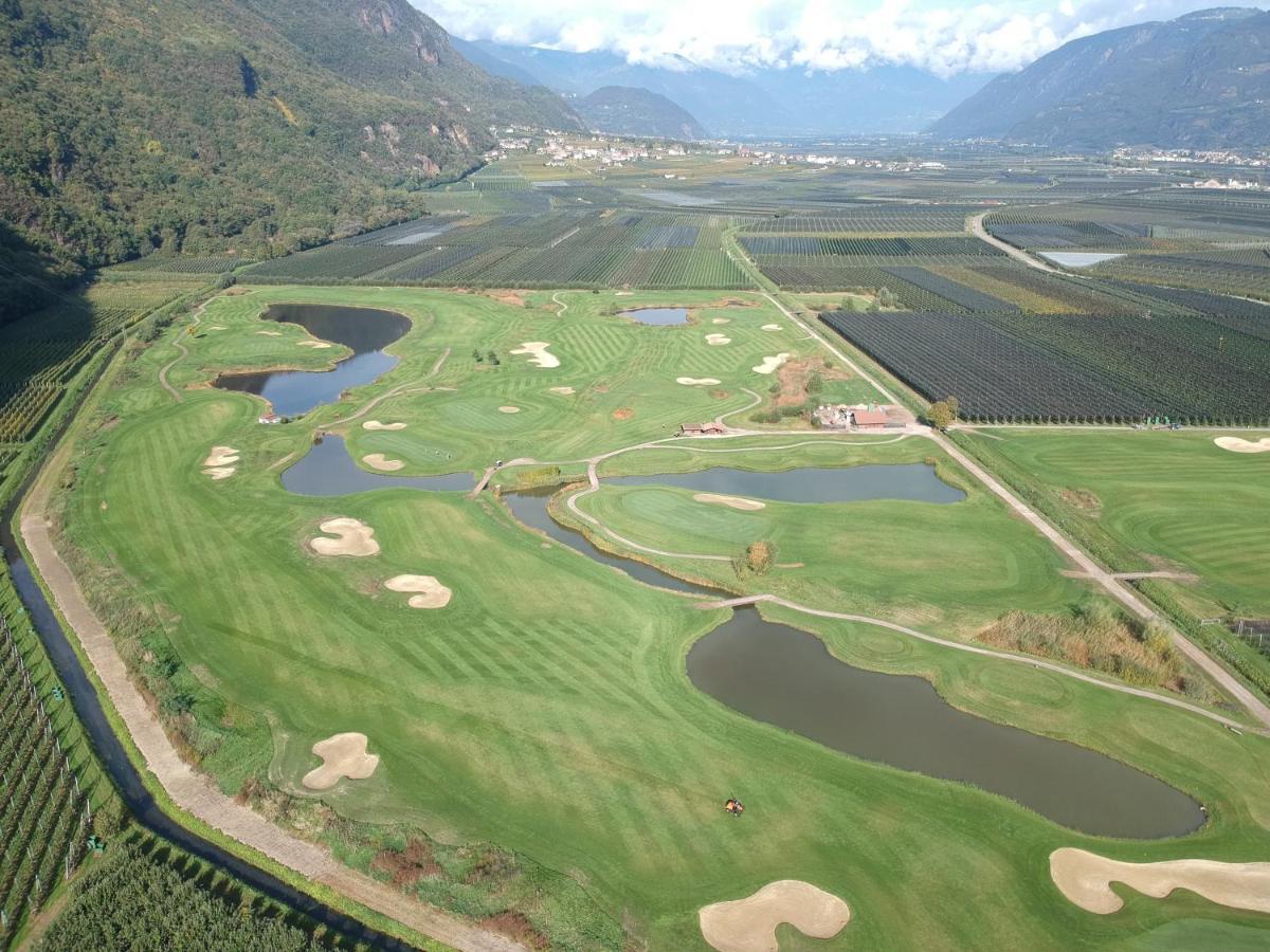 The Lodge Sporthotel - Golfclub Eppan Appiano Sulla Strada Del Vino Zewnętrze zdjęcie