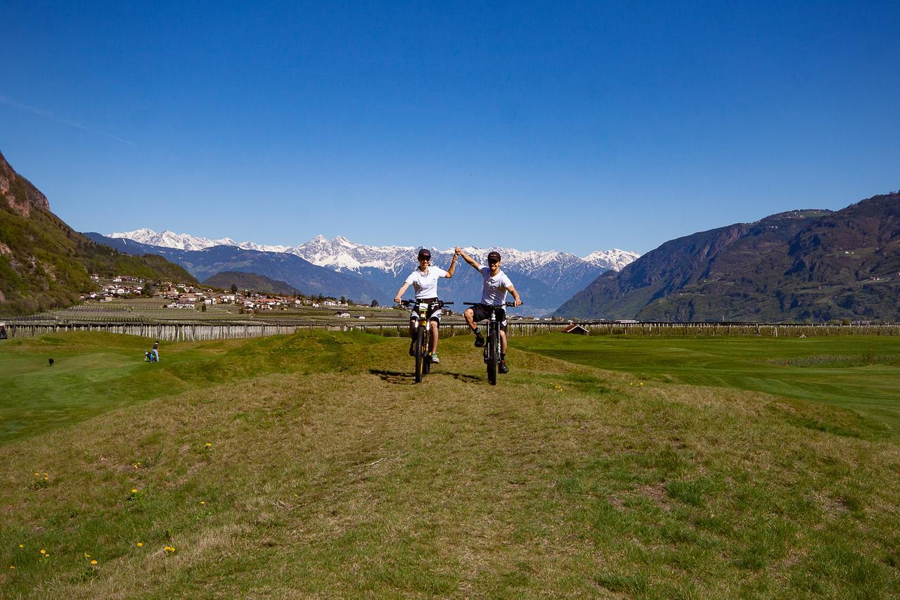 The Lodge Sporthotel - Golfclub Eppan Appiano Sulla Strada Del Vino Zewnętrze zdjęcie
